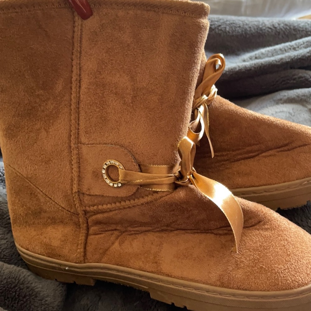Brown boots